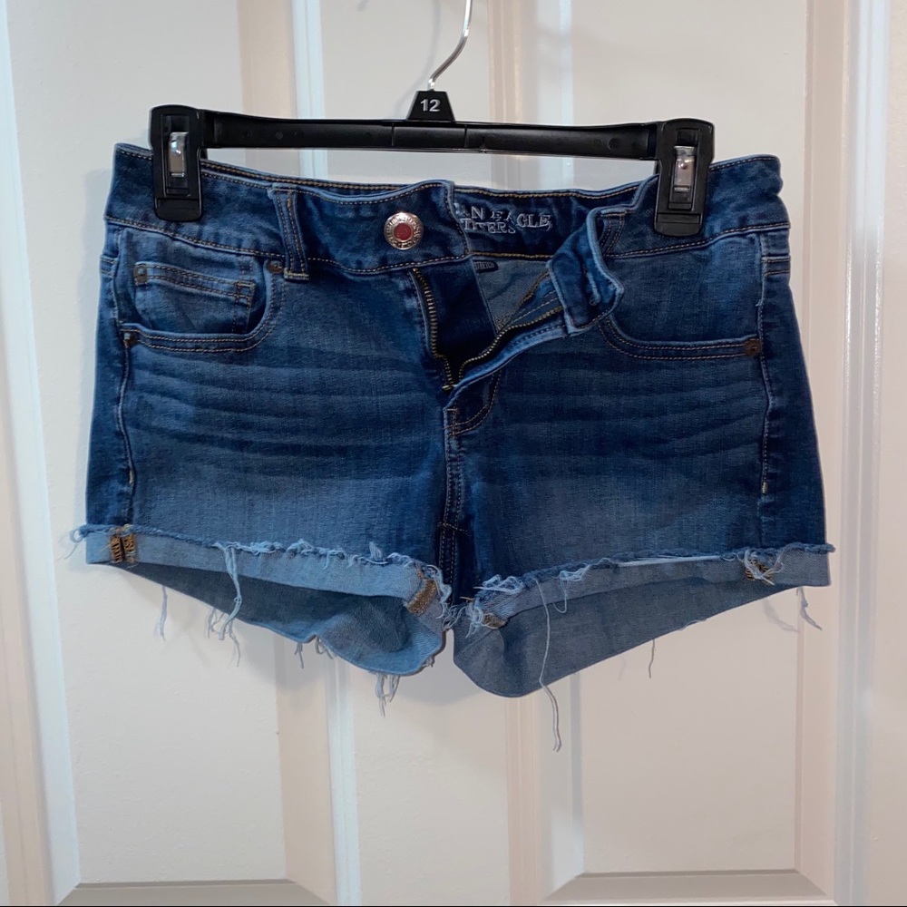 Women’s jean shorts!